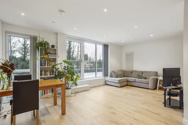 Ashley Road, Epsom, KT18