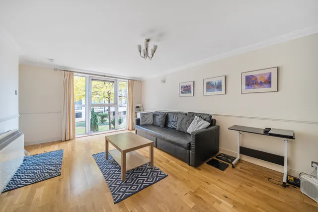 Glaisher Street, London, SE8