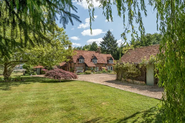 Chinnor Road, Bledlow, Ridge, High Wycombe, HP14
