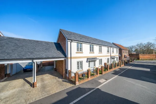 Uttley Lane, Beaconsfield, HP9