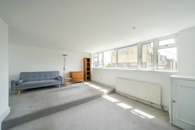 Cologne Road, London, SW11