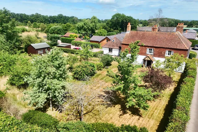 Bloomfield Hatch, Mortimer, RG7