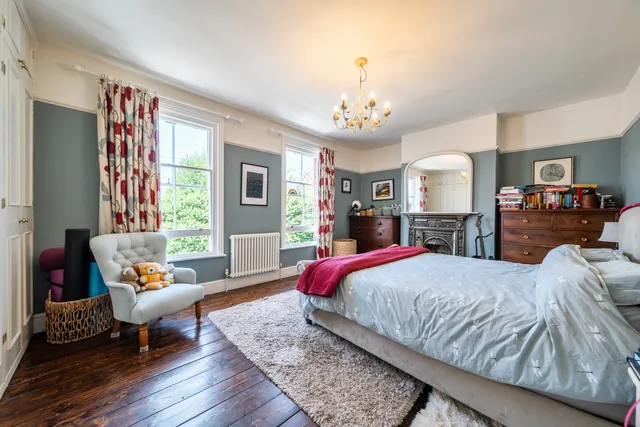 Chichester Terrace, Horsham, RH12
