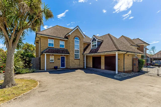 Marquis Way, Aldwick, PO21