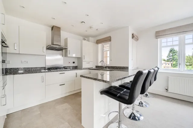 Bhamra Gardens, Maidenhead, SL6