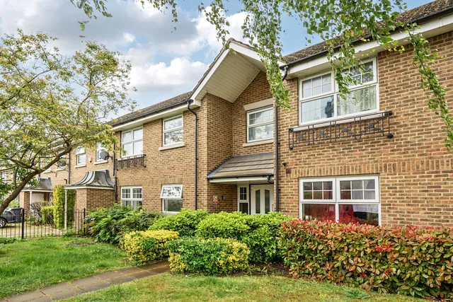 Lancaster Road, Barnet, EN4