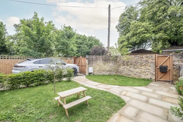 Ham Street, Richmond, TW10