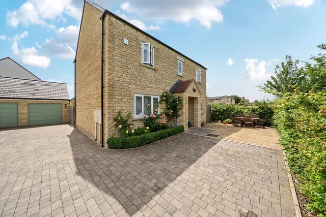 Jenners Yard, Cricklade, SN6
