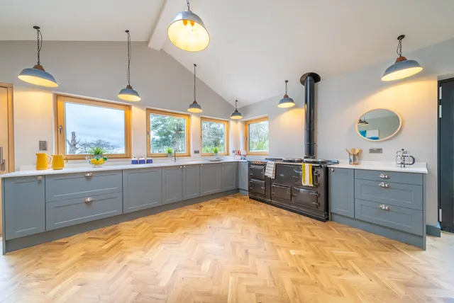 Plawhatch Lane, Sharpthorne, RH19
