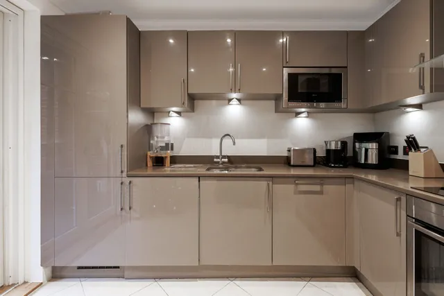 Wells Lane, Ascot, SL5