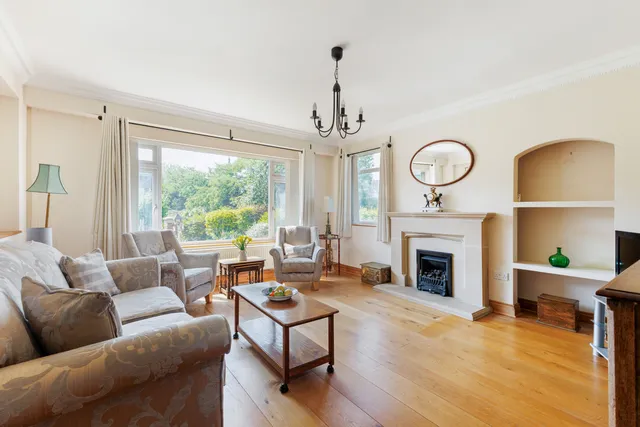 Pearcroft Road, Stonehouse, GL10