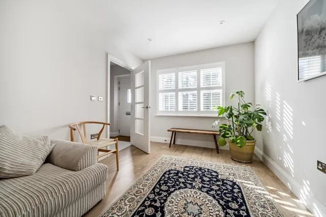 Fenton Close, Potters Bar, EN6