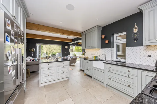 Haywards Road, Haywards Heath, RH16
