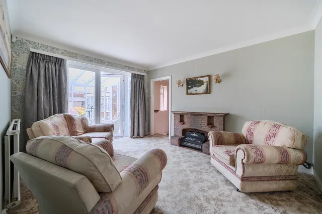 The Woodlands, Esher, KT10
