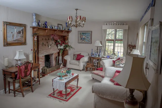 Collinswood Road, Farnham Common, SL2