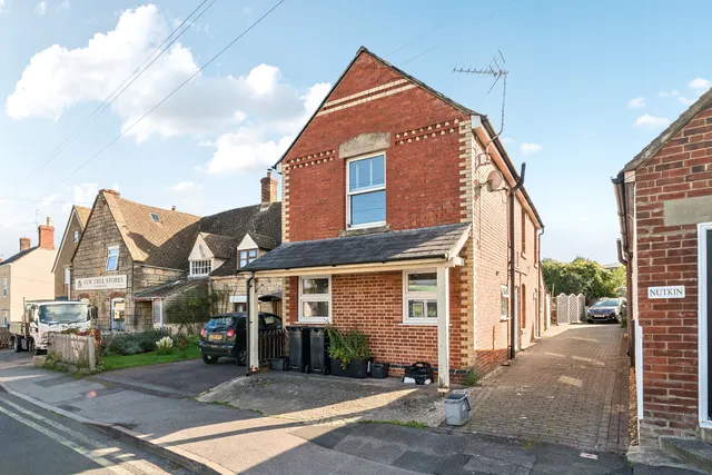High Street, Kings Stanley, GL10