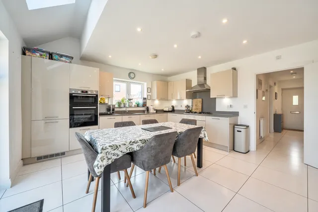 Wakelin Gardens, Winchester, SO22