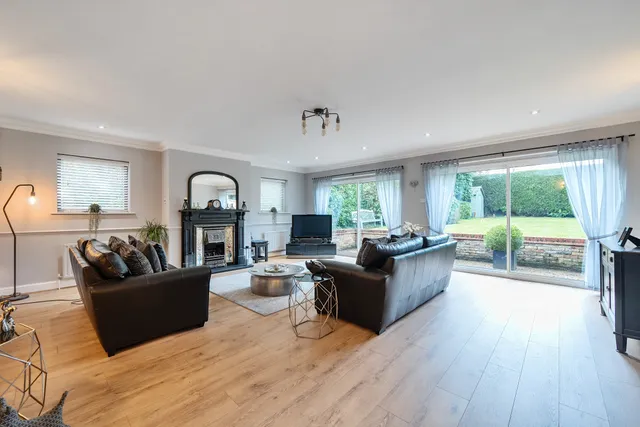 Chaldon Common Road, Caterham, CR3