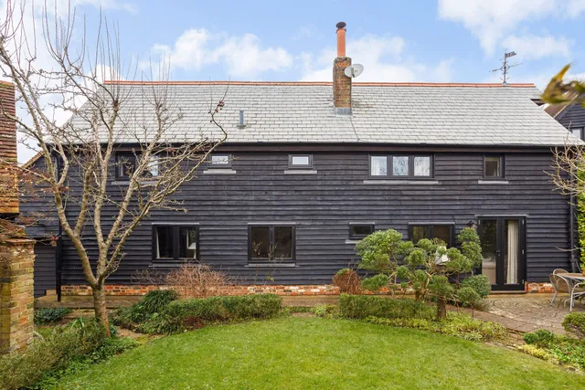 Clayhall Lane, REIGATE, RH2