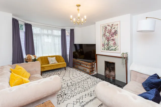 Ridge Avenue, Harpenden, AL5