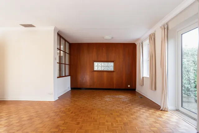 Monks Walk, Reigate, RH2