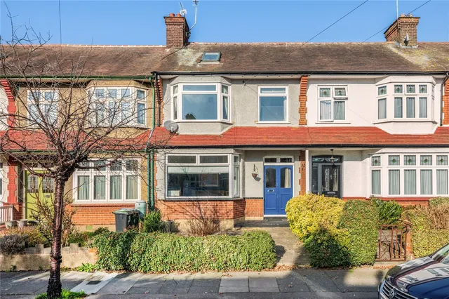 Sketty Road, ENFIELD, EN1