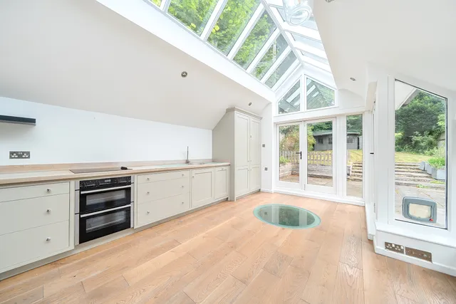 شارع ديوك، ميشلديفر، SO21
