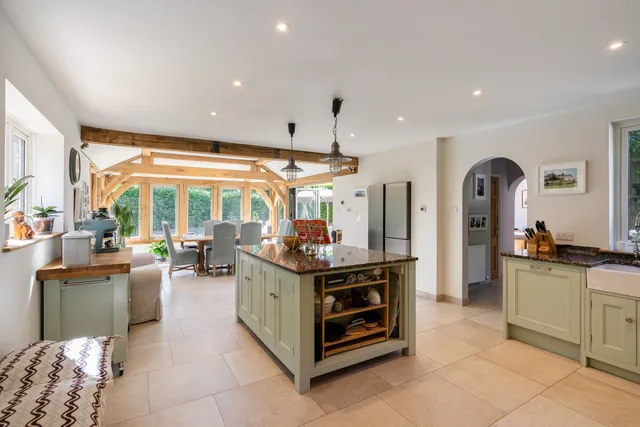 Private Road, Stroud, GL5
