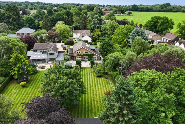 Broomfield Close, Great Missenden, HP16