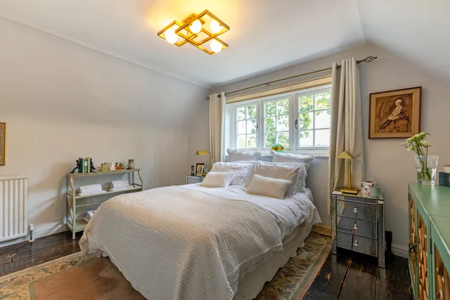 Clamp Hill, Stanmore, HA7