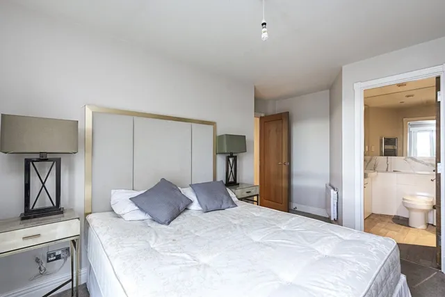 Tollard House, London, W14
