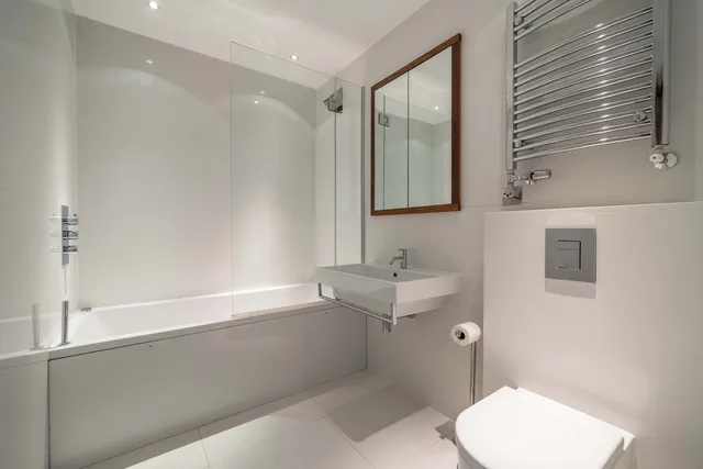 Normand Mews, London, W14