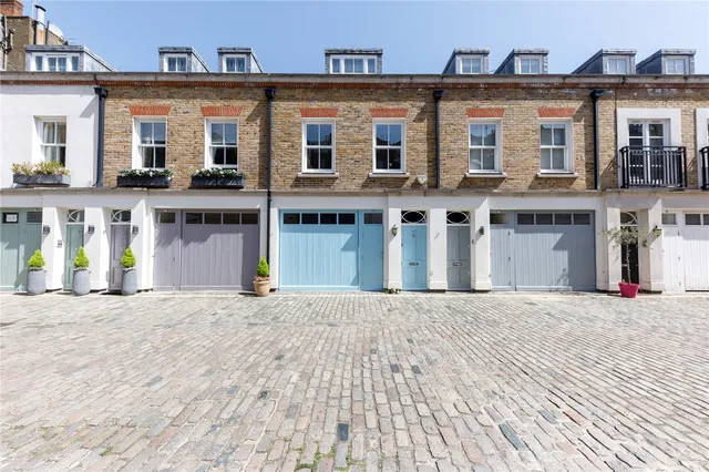 Conduit Mews, LONDON, W2