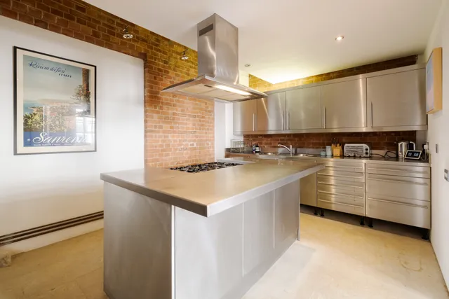 Shepherdess Walk, London, N1