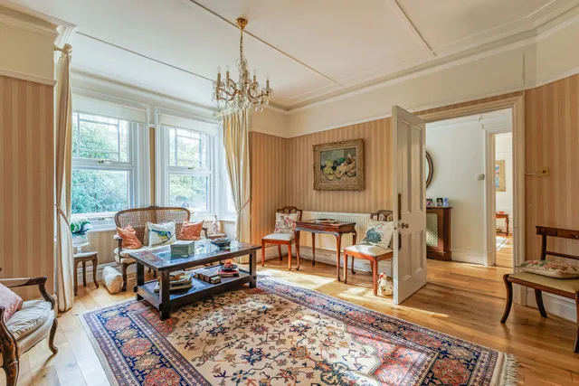 London Road, Ascot, SL5