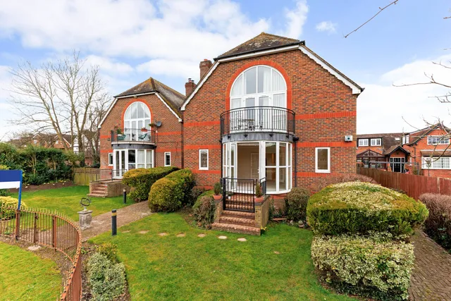 Windsor Road, Windsor, SL4