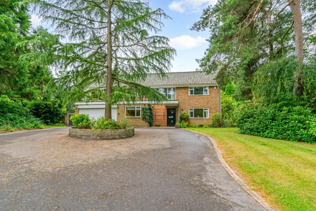 Azalea Way, Camberley, GU15