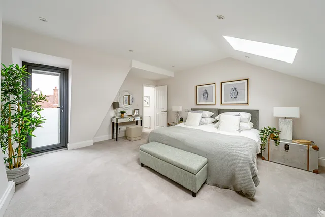 Trevelyan Road, London, SW17