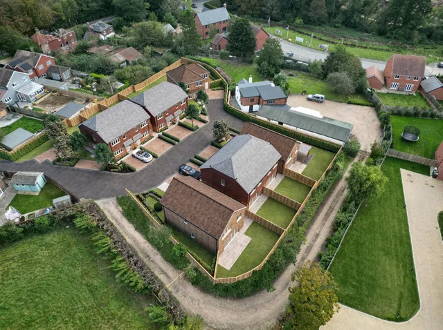 Sawmill Close, Uckfield, TN22