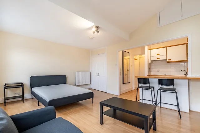 Belgrave Gardens, London, NW8