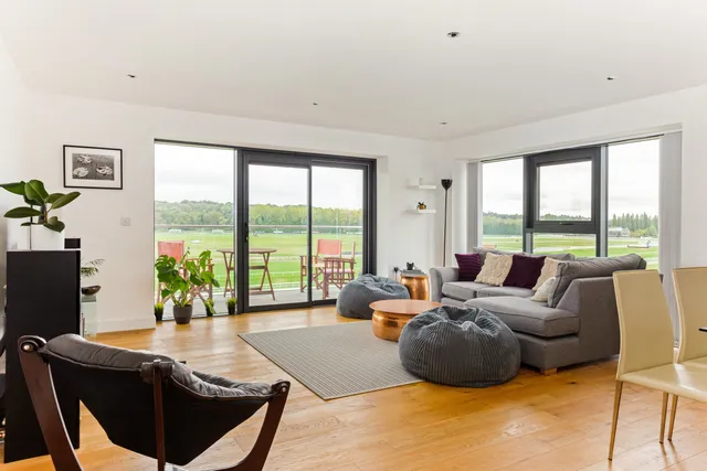 Kingman Way, Newbury, RG14