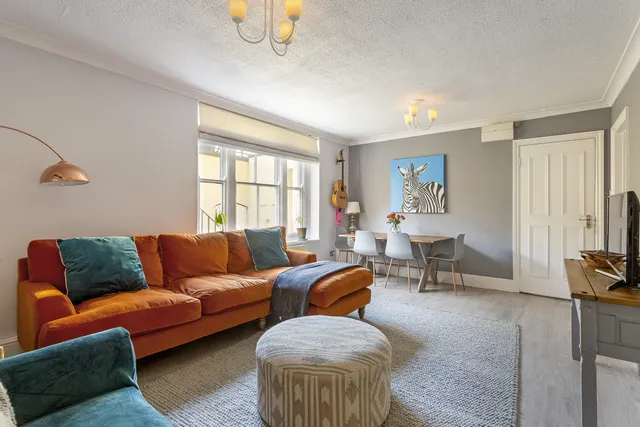 104 Bath Road, Cheltenham, GL53