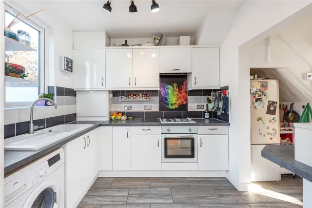 Sketty Road, ENFIELD, EN1