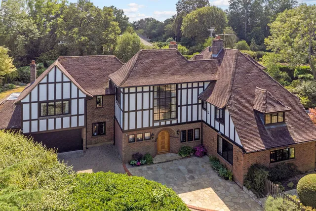 Motts Hill Lane, Tadworth, KT20