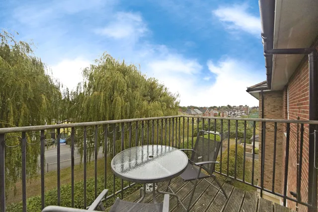 St. Catherines Close, London, SW20