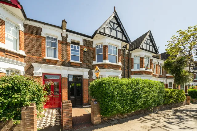 Chamberlayne Road, London, NW10