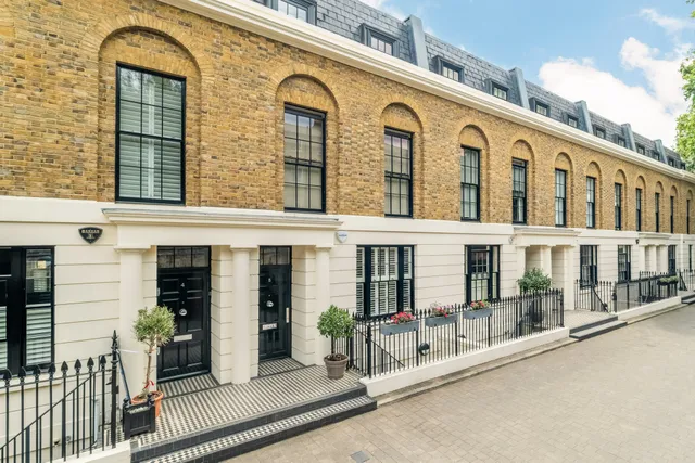 Bedford Row, London, SE1