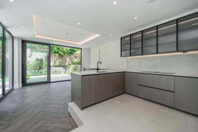 6 Castlebar Hill, London, W5