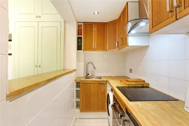 Alderney Street, London, SW1V