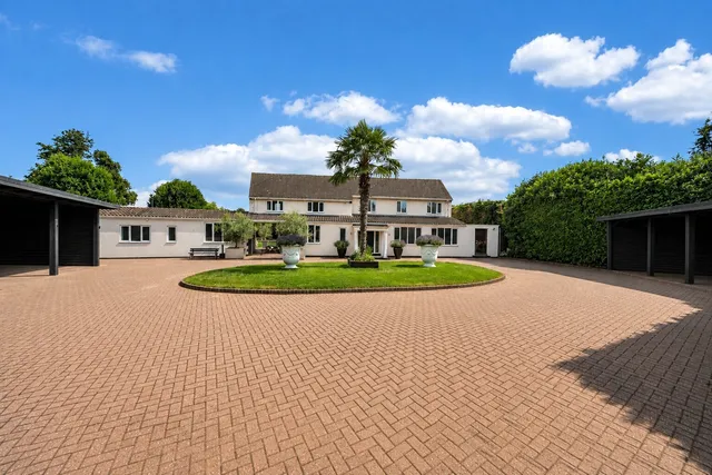 Great Amwell, Ware, SG12